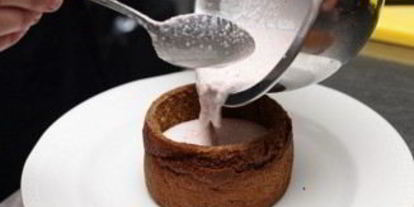 Шаг 5: холодного супа из редиса в черном хлебе