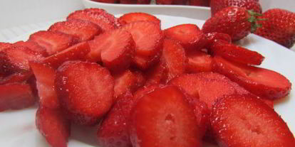 Шаг 2: клубнично-лимонного холодный суп с нежными клецками