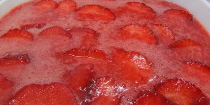 Шаг 4: клубнично-лимонного холодный суп с нежными клецками