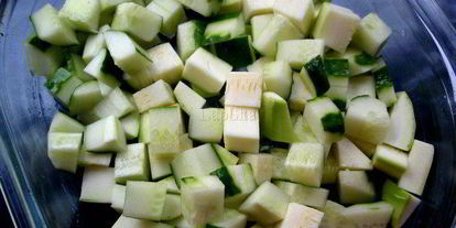 Шаг 1: огуречно-кабачкового холодный суп с моцареллой