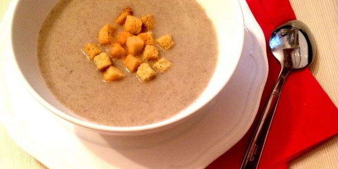 Рецепт крема-супа из шампиньонов с сухариками