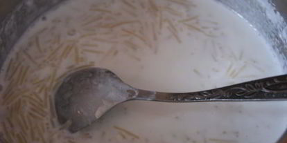 Шаг 3: молочного супа с вермишелью