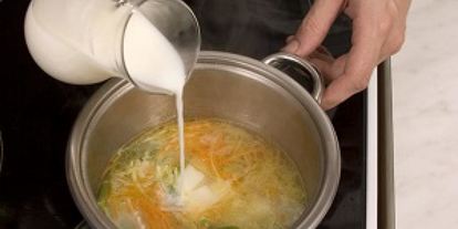 Шаг 1: супа молочного с овощами