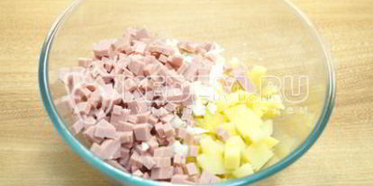 Шаг 1: окрошки на кефире с колбасой