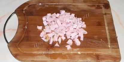 Шаг 5: окрошки на квасе с докторской колбасой