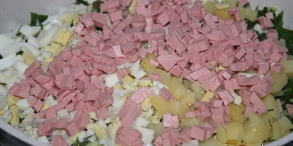 Шаг 3: окрошки на мацони и айране