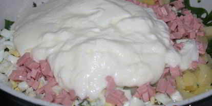 Шаг 5: окрошки на мацони и айране