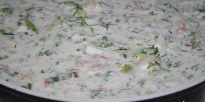 Шаг 4: окрошки на сметане и айране