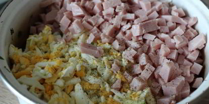 Шаг 2: окрошки на сыворотке с ветчиной