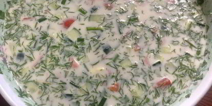 Шаг 6: окрошки с куриной грудкой и помидорами