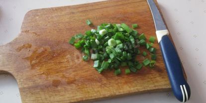 Шаг 5: вкусной окрошки на сметане и воде