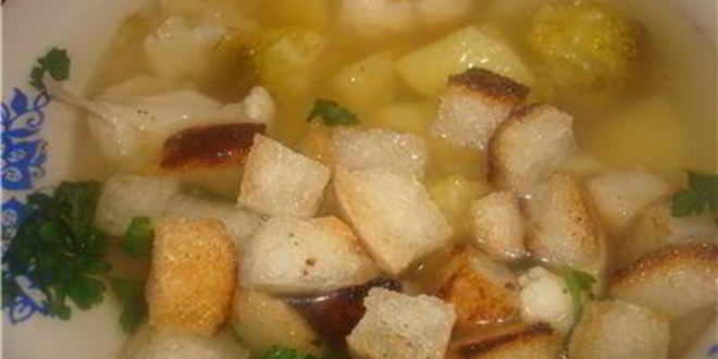Рецепт Густого супчика с овощами и крутонами