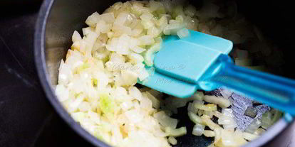 Шаг 5: овощного крема-супа с мороженым из шпината и сметаны