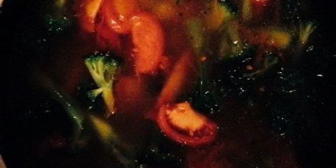 Рецепт Овощного супа с курицей, брокколи и помидорами