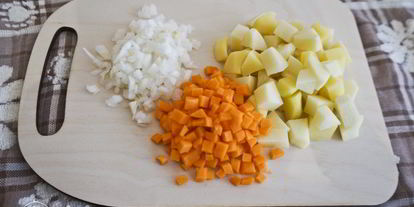 Шаг 2: овощного супа с зеленым горошком