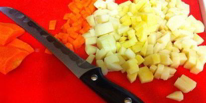 Шаг 1: овощного супчика с перепелкой