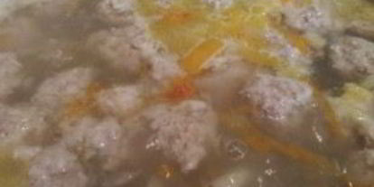 Шаг 6: супа с куриными фрикадельками и овощами