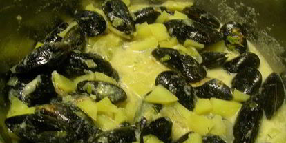 Шаг 4: густой похлебки с картофелем, мидиями и треской