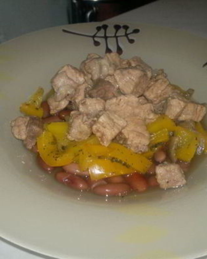 Рецепт похлебки из фасоли со свиным окороком, сладким перцем и лесными грибами