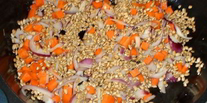 Шаг 2: похлебки из перловой крупы с индейкой