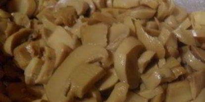 Шаг 4: старорусской грибной похлебки