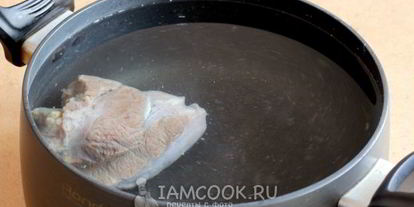 Шаг 5: рассольника с томатом, перловкой и солеными огурцами