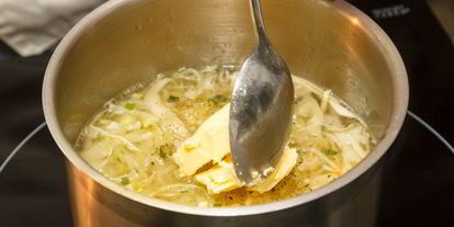 Шаг 3: щей из квашеной капусты с белыми грибами