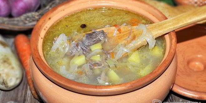 Рецепт Щей из квашеной капусты в духовке