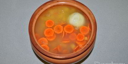 Шаг 3: щей из квашеной капусты в духовке