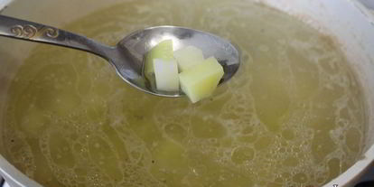 Шаг 1: щей из свежей капусты с баклажанами