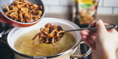 Шаг 4: щей с опятами