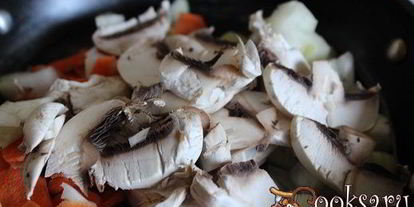 Шаг 4: щей со шпинатом и шампиньонами