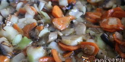 Шаг 5: щей со шпинатом и шампиньонами