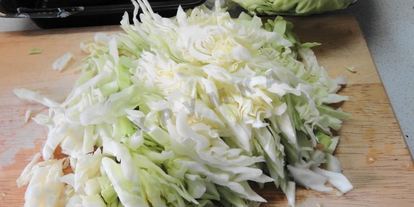 Шаг 6: вкусных щей с курицей из свежей капусты