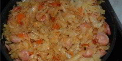 Шаг 4: капустной солянки с сосиской