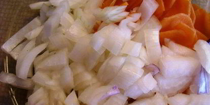 Шаг 1: солянки овощной с мясом