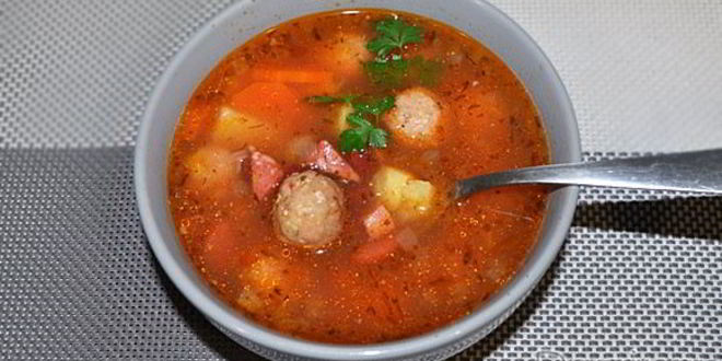 Рецепт солянки с фрикадельками и фасолью