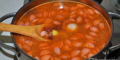 Шаг 4: солянки с фрикадельками и фасолью