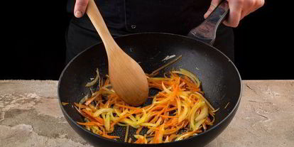 Шаг 3: солянки с капустой по-домашнему