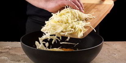 Шаг 4: солянки с капустой по-домашнему