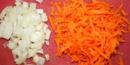 Шаг 1: солянки сборной мясной с картошкой