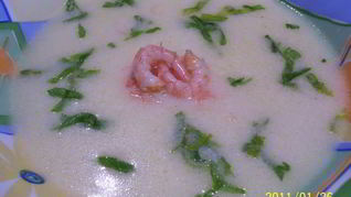 Рецепт Средиземноморского сливочного супа с креветками