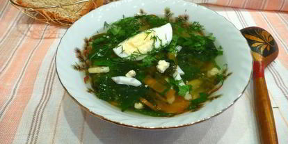 Шаг 8: супа из щавеля и крапивы с яйцом