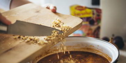 Шаг 8: харчо по-грузински со сливами