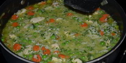 Шаг 3: супа куриного с зеленым горошком