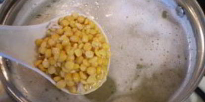 Шаг 2: горохового супа-пюре с гренками