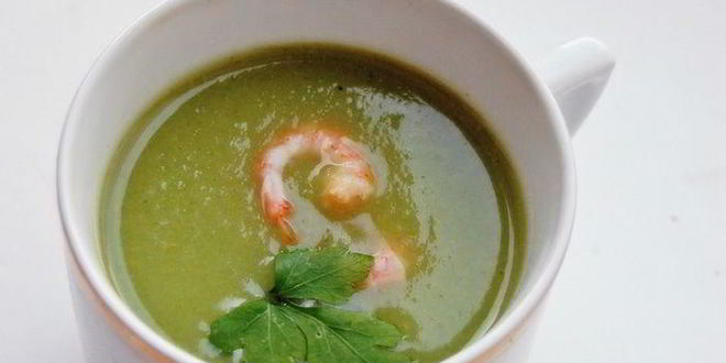 Рецепт супа-пюре из брокколи с креветками