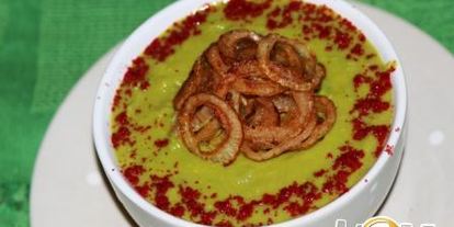 Шаг 11: супа пюре из горошка с хрустящим луком и паприкой