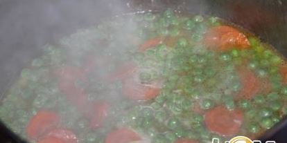 Шаг 4: супа пюре из горошка с хрустящим луком и паприкой