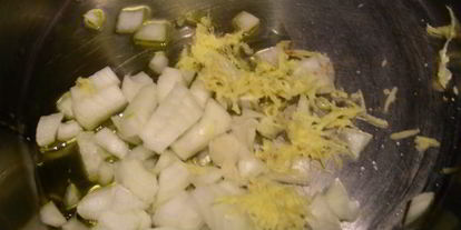 Шаг 2: супа-пюре из корнеплодов с имбирем и розмарином